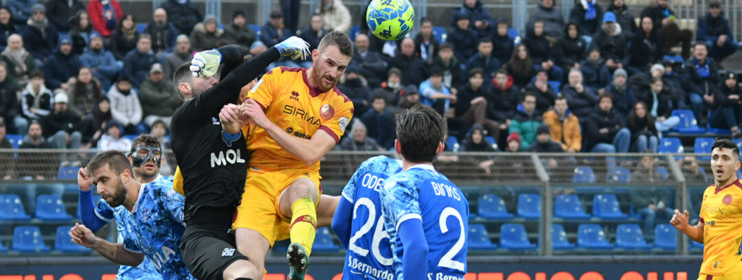 Sconfitti anche a Como