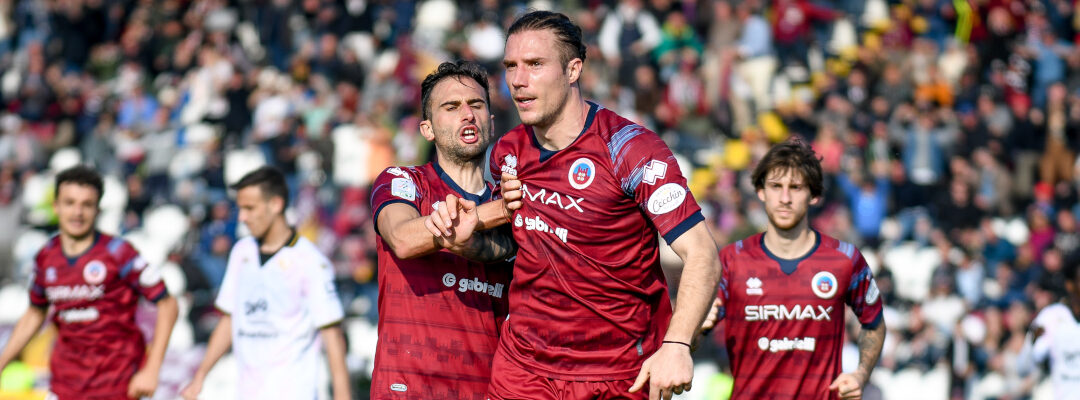 3-3 PIROTECNICO!