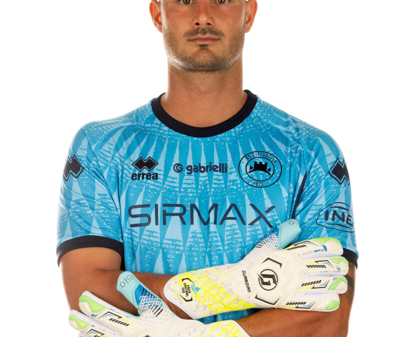 1 Luca MANIERO